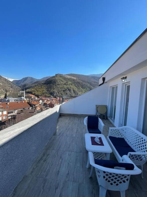 Penthouse With Castle View Prizren Exterior foto